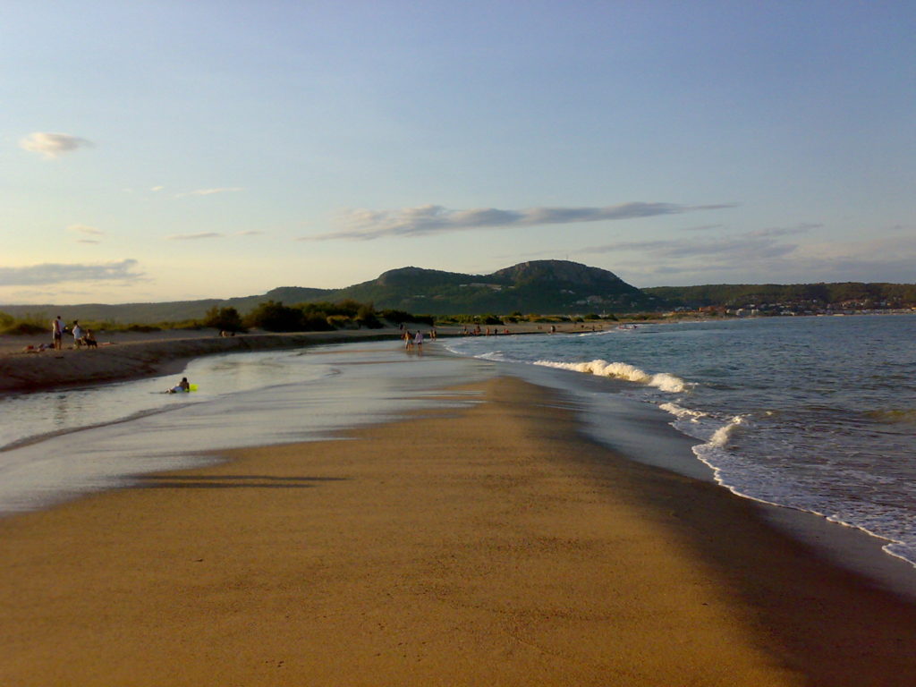Playa de Gola de Ter. (Fuente: Wikipedia)